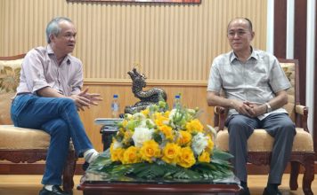 Bầu Đức: Người bắc nhịp cầu nông nghiệp và bóng đá sang Lào, Campuchia